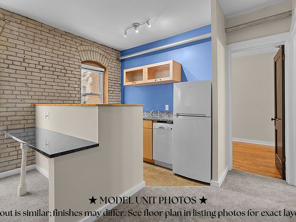 4th image of 606 E 15th St APT 35