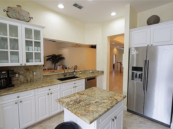 2nd image of 9616 Cypress Hammock Cir APT 201
