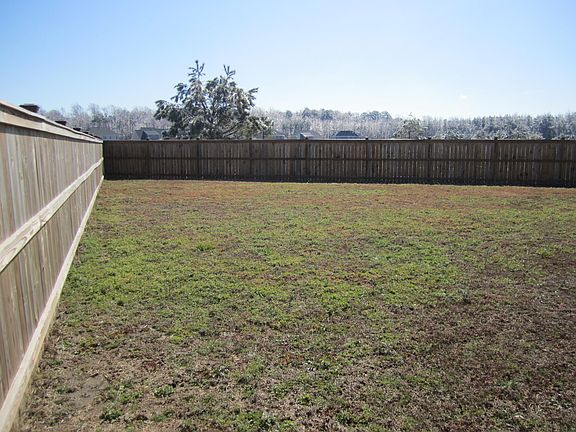 3rd image of 308 Lynden Ln