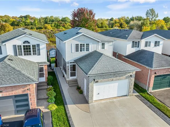 171 Resurrection Dr, Kitchener, ON N2N 3H1
