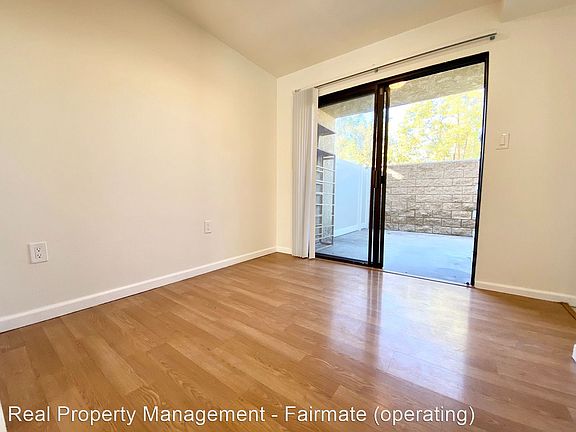 5th image of 3217 Sherwood Ave #5