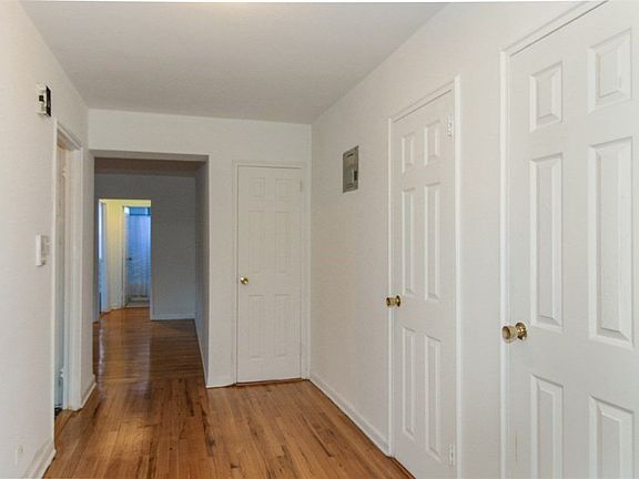 4th image of 5600 Netherland Ave #1D