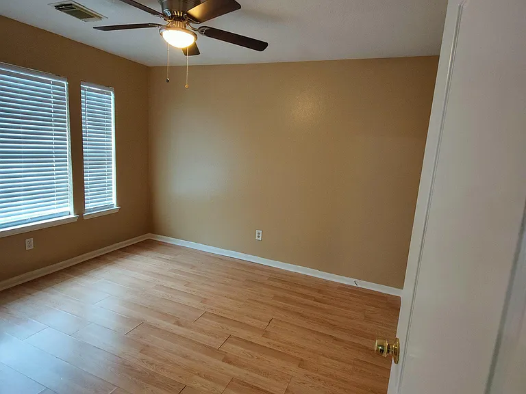 5118 Littleneviss Dr — Photo 27