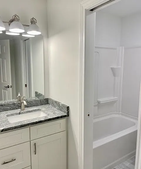 4341 Frontenac Dr — Photo 14