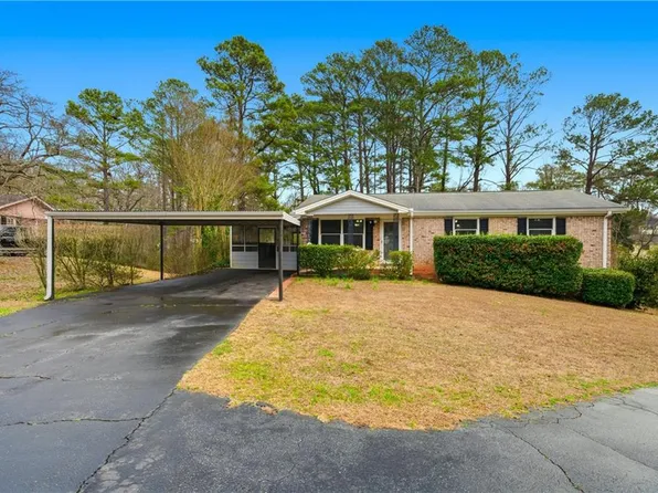 4141 Rebel Trail Dr, Douglasville, GA 30135