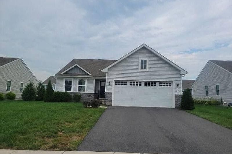 1st image of 208 John Pool Ln