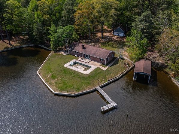 477 Wicomico Point Rd, Heathsville, VA 22473