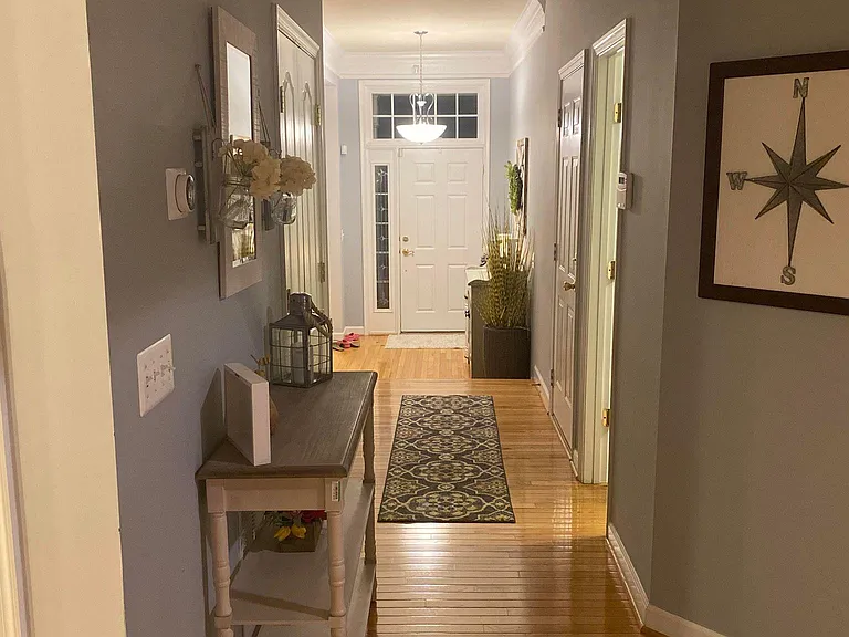 7507 Lindberg Dr — Photo 6
