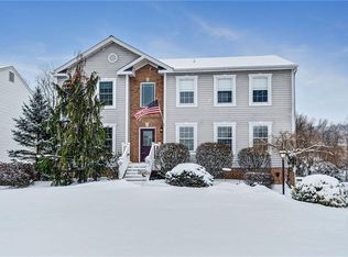 1353 Morgan Cir, Canonsburg, PA 15317