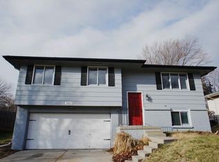 3921 Mason Dr, Lincoln, NE 68521