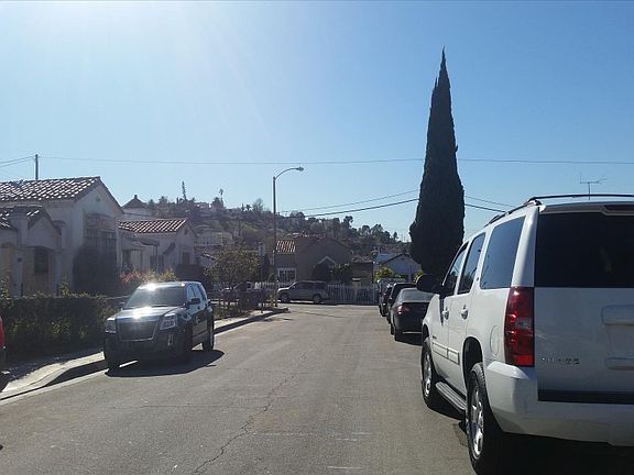 4th image of 4156 Mandalay Dr