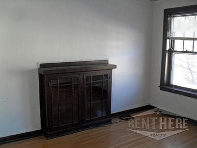 2nd image of 1919-25 W Winnemac Ave #19173
