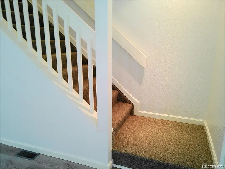 6944 Palmer Park Blvd — Photo 15