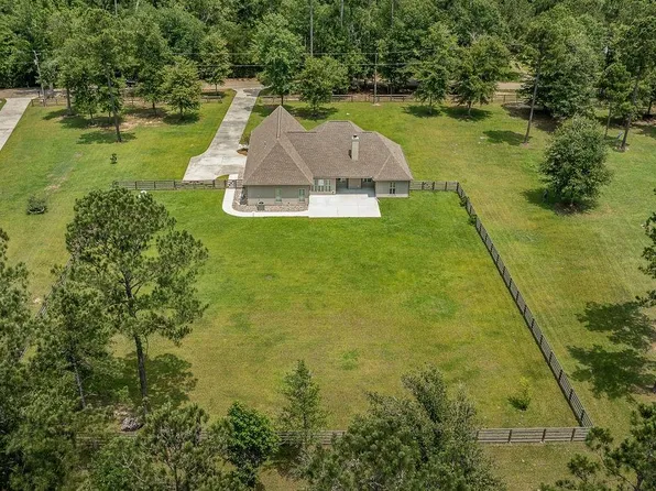 41073 Byers Rd, Ponchatoula, LA 70454
