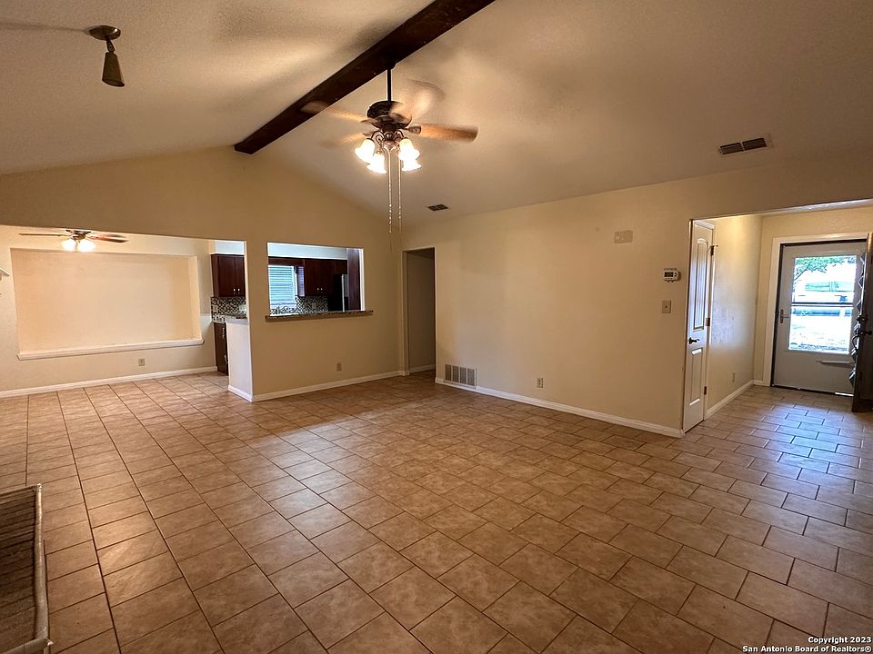 2nd image of 6511 SUN CREEK ST