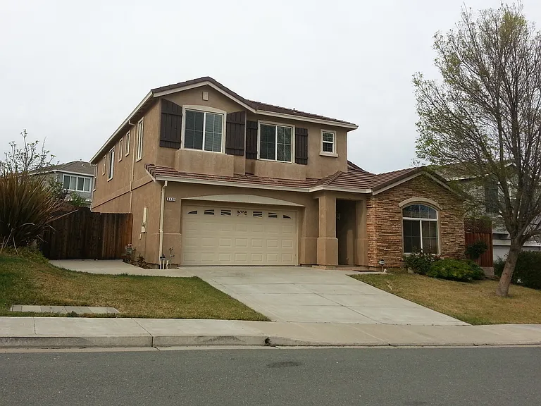 5421 Prewett Ranch Dr — Photo 1