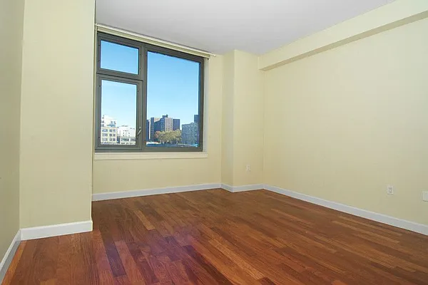 Rented by Brooklyn Bridge | media 10