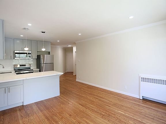 4th image of 180 Montecito Ave #305