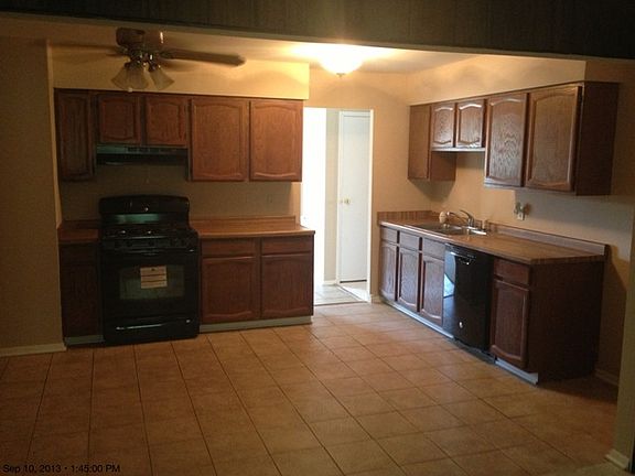 4th image of 1205 S Park Ave