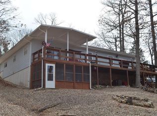 345 Crane Cove Dr, Sunrise Beach, MO 65079