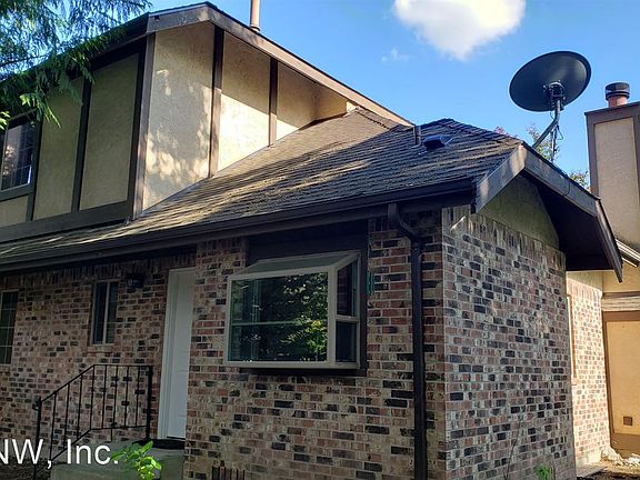 2nd image of 901 144th Ave NE #A4