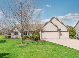 8917 S 45th St, Franklin, WI 53132