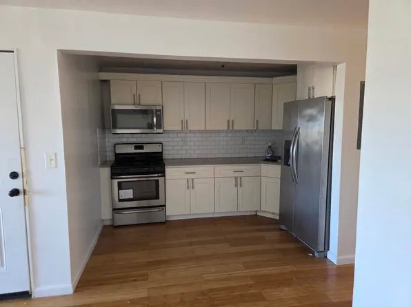 168 Beach 30th Street image 6 of 7