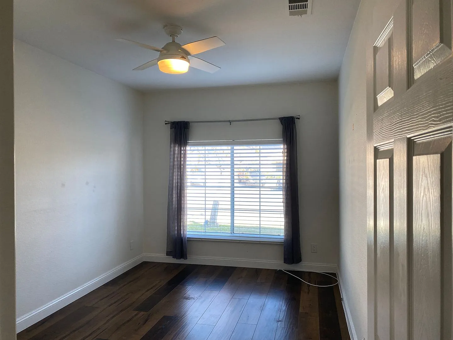 Available 10/1/26. Beautiful single level home on a cul-de-sac. — Photo 4