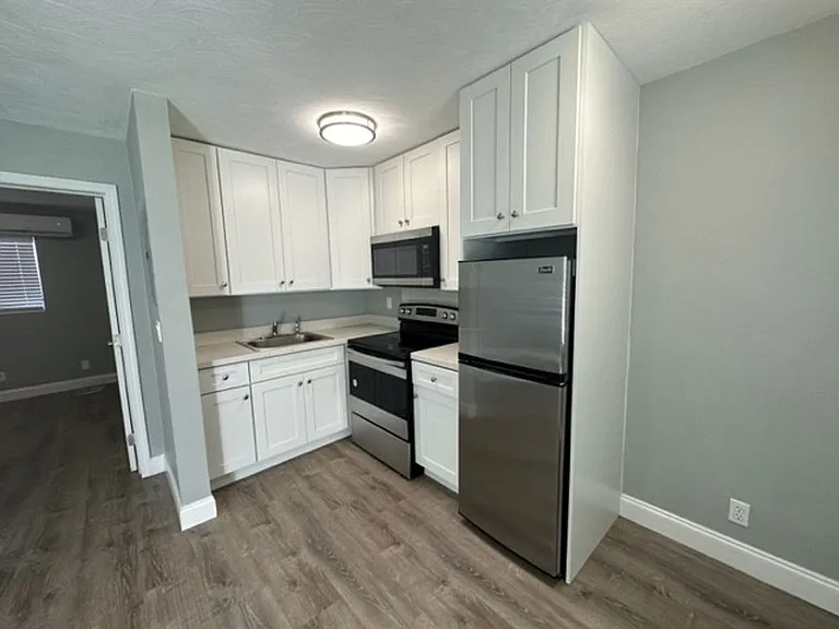 4246&4300 Seagrape Dr #4249-4301 — Photo 6