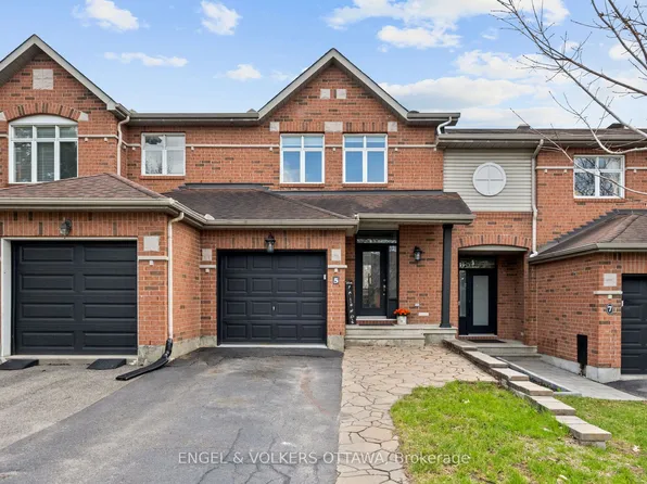 5 Kimberwick Cres, Ottawa, ON K1V 1K6