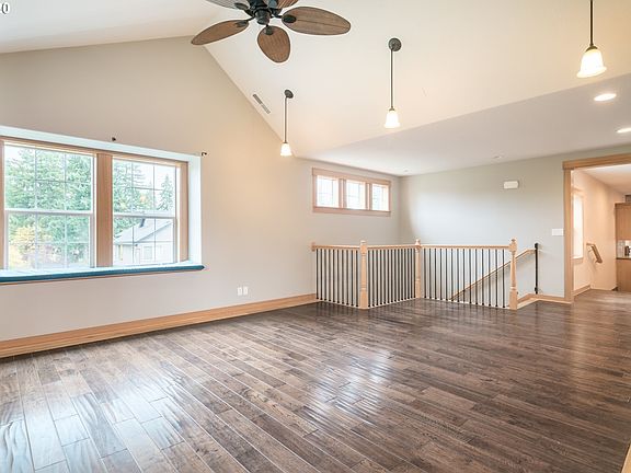 4th image of 4537 SE Danica Ct