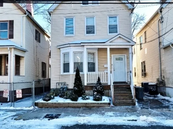 60 Cummings St, Irvington Twp., NJ 07111