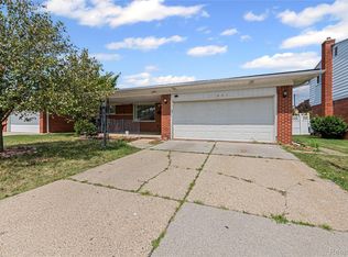 11447 Edwin Dr, Warren, MI 48093