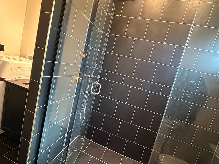 2734 Lafayette Ave #2 — Photo 10