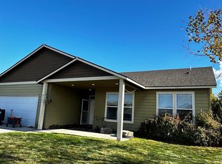 6303 Panther Ln, Pasco, WA 99301