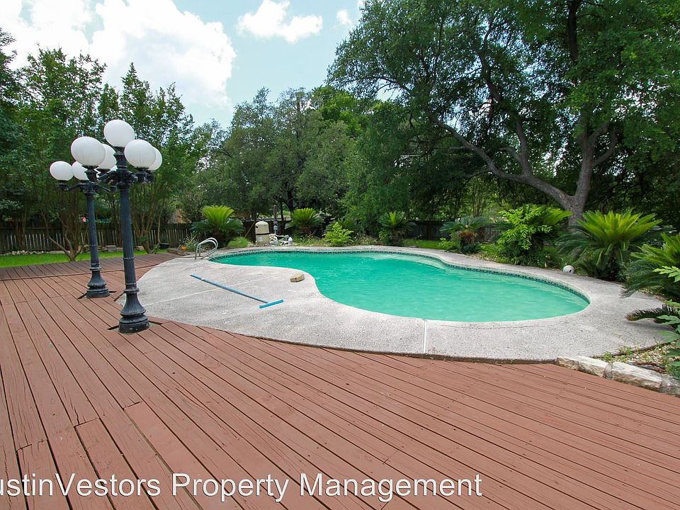 1st image of 9802 Lonsdale Dr