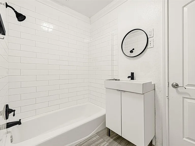 2331 Delafield St #A — Photo 12