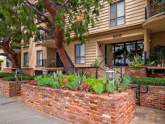 4th image of 500 S Los Robles Ave APT 103