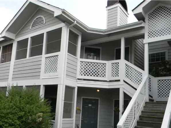 4907 Hollenden Dr APT 207, Raleigh, NC 27616