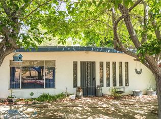 1471 Cherokee Trl, Landers, CA 92284