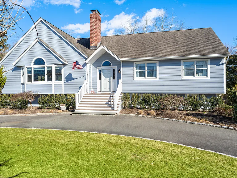 64 Tanners Neck Ln — Photo 1