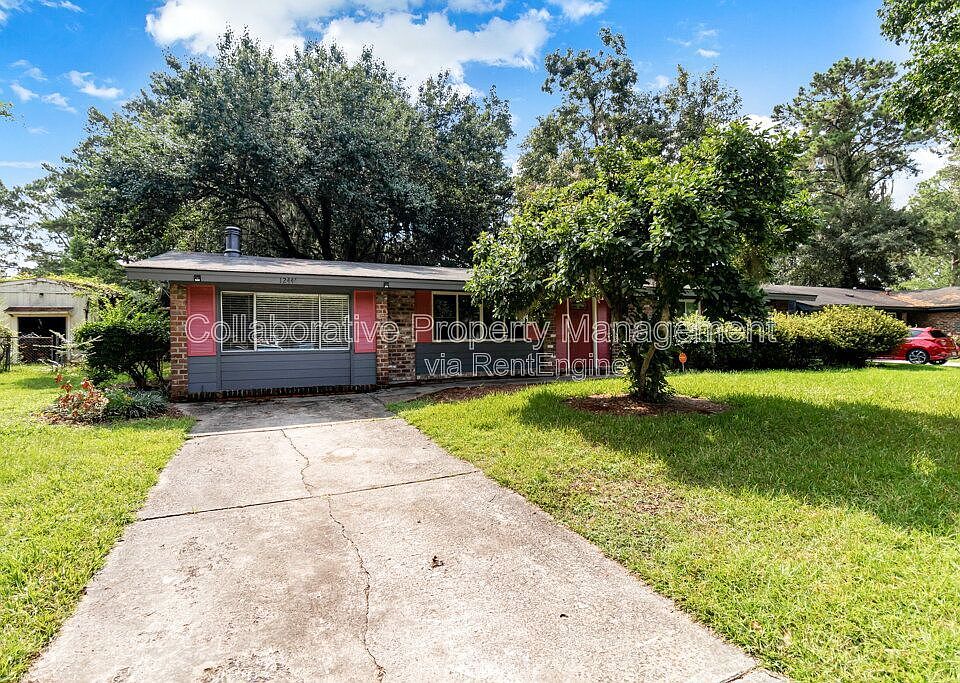 1st image of 12444 Largo Dr