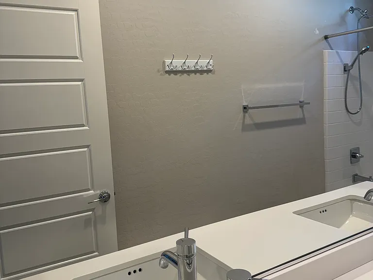 11301 Gravitation Dr #1 — Photo 37