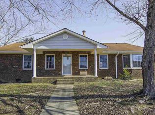 127 Scenic Ln, Landrum, SC 29356