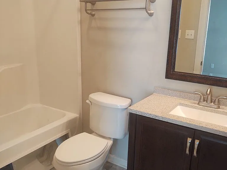 109 Ella St — Photo 11