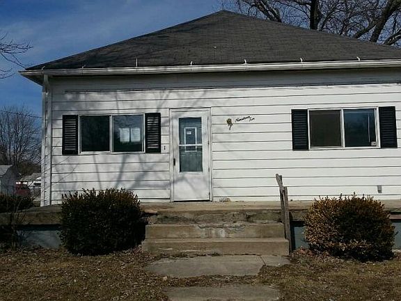 5th image of 1910 Hulman St