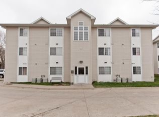 930 Boston Way #8, Coralville, IA 52241