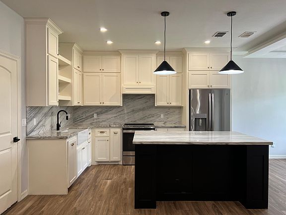 4th image of 3312 Silver Nugget Dr