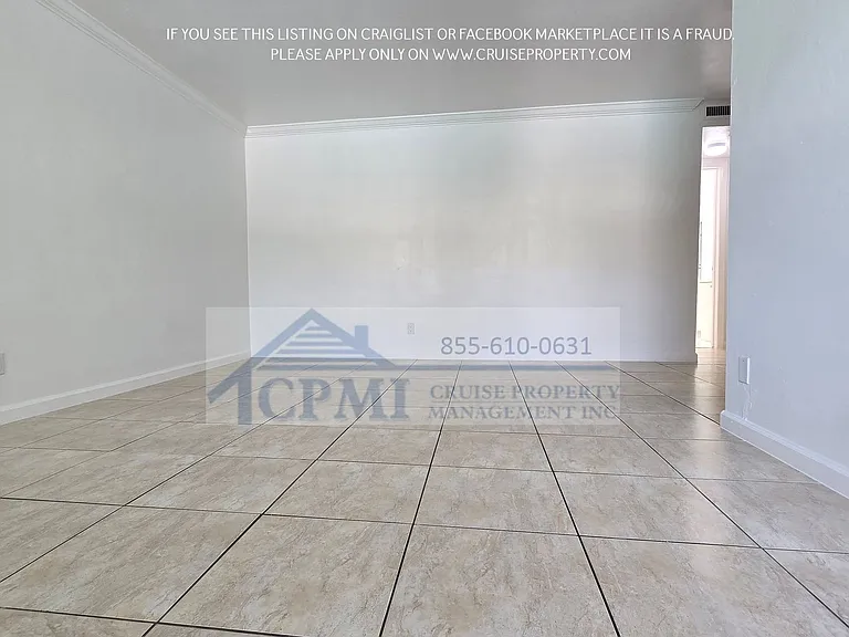 3700 Polk St Hollywood, FL 33021 — Photo 10
