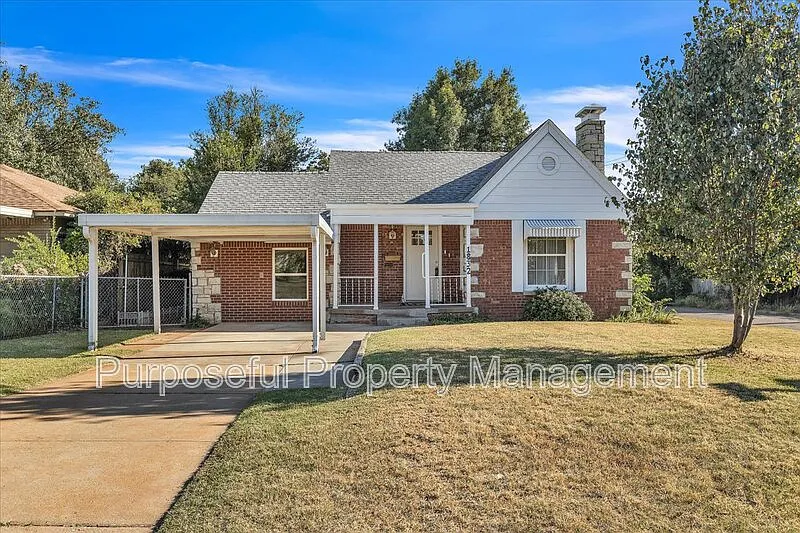 1832 NW 34th St